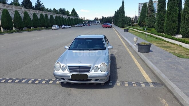 Mercedes E 240 2000, 180,000 km - 2.4 l - Şəmkir
