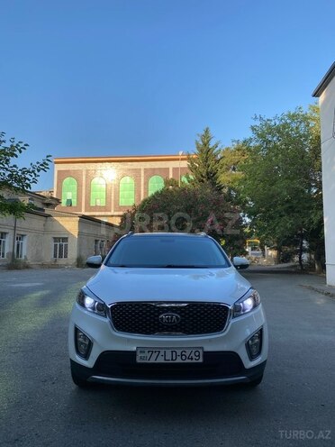 Kia Sorento-1