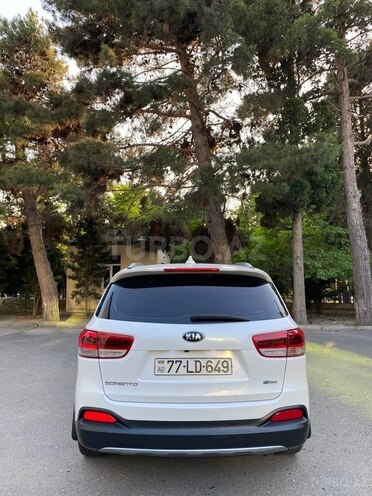 Kia Sorento-3