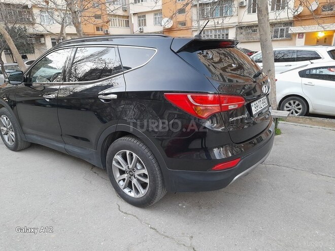 Hyundai Santa Fe-13