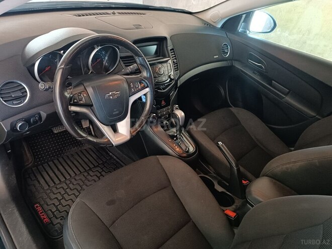 Chevrolet Cruze 2014, 208,000 km - 1.4 l - Salyan