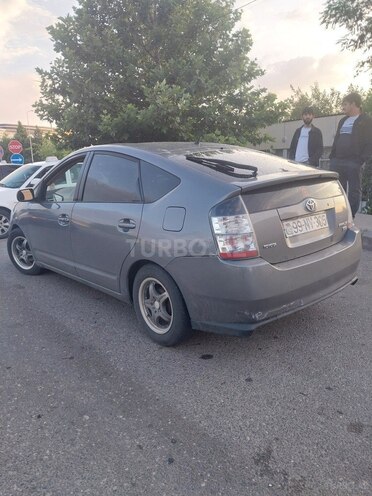 Toyota Prius 2005, 300,000 km - 1.5 l - Gəncə