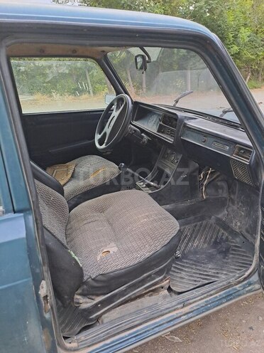 LADA (VAZ) 2107 1988, 20,000 km - 1.6 l - Füzuli
