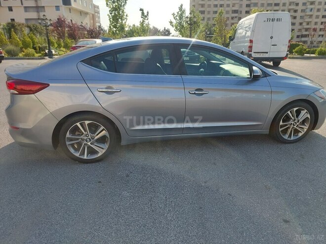 Hyundai Elantra 2016, 150,000 km - 2.0 l - Bakı