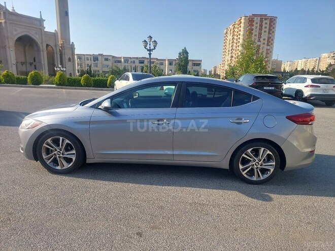 Hyundai Elantra 2016, 150,000 km - 2.0 l - Bakı