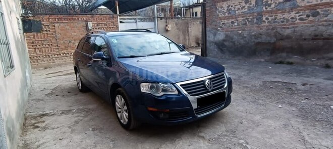 Volkswagen Passat 2005, 400,000 km - 1.6 l - Gəncə