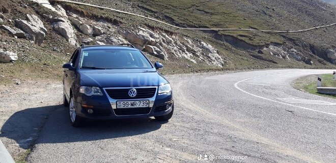 Volkswagen Passat 2005, 400,000 km - 1.6 l - Gəncə