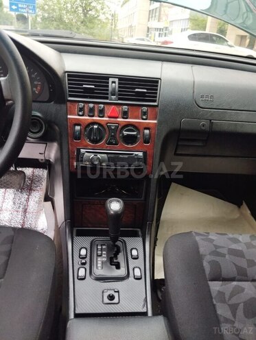 Mercedes C 200 1998, 280,000 km - 2.0 l - Bakı