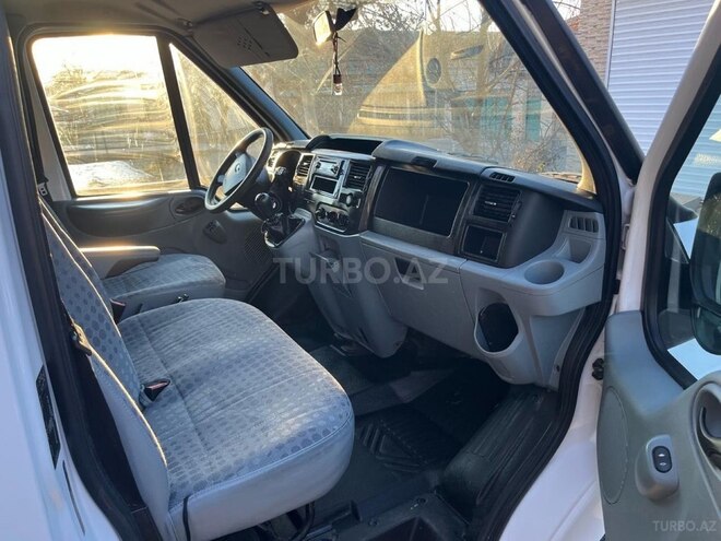 Ford Transit 2009, 225,000 km - 2.2 l - Bakı