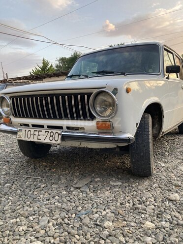 LADA (VAZ) 21011 1977, 35,000 km - 1.6 l - Quba