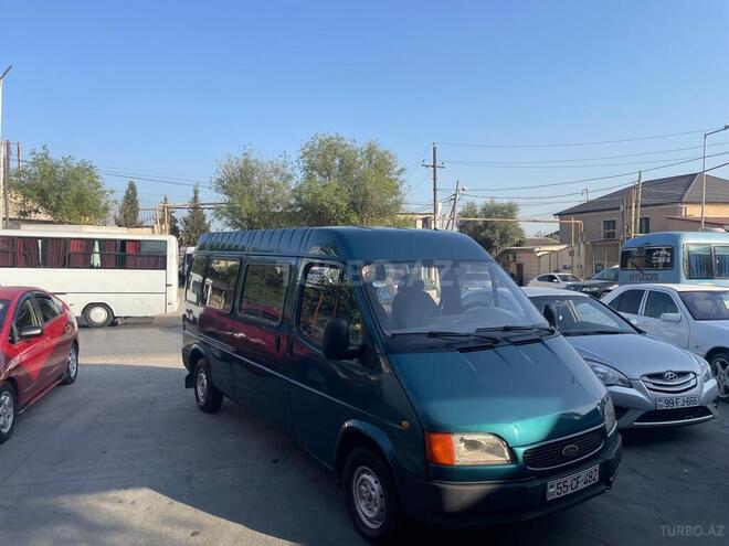 Ford Transit-2