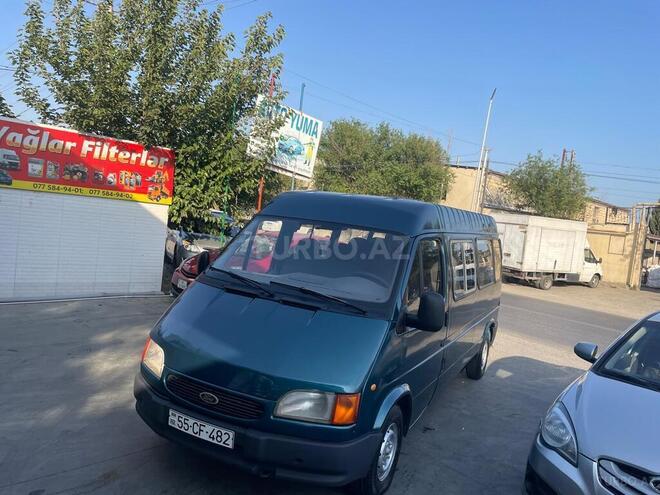 Ford Transit-1
