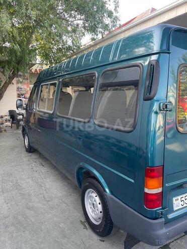 Ford Transit-7