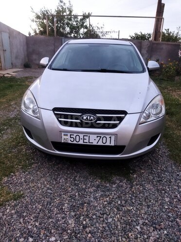 Kia Ceed 2008, 277,000 km - 1.4 л - Biləsuvar