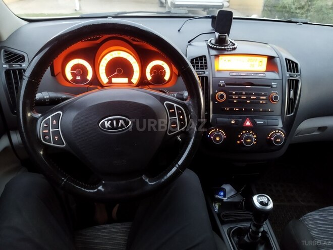 Kia Ceed 2008, 277,000 km - 1.4 л - Biləsuvar