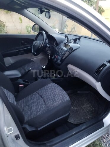 Kia Ceed 2008, 277,000 km - 1.4 л - Biləsuvar