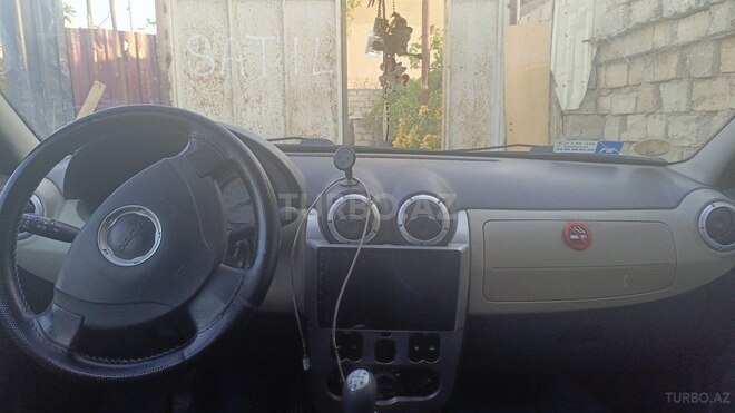 Dacia Logan 2009, 380,000 km - 1.5 l - Bakı