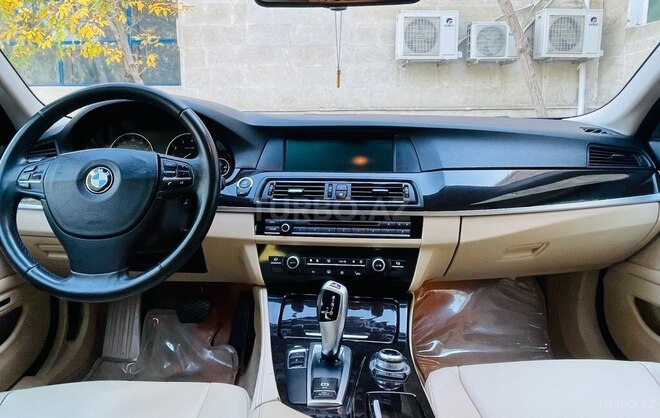 BMW 528 2012, 242,000 km - 2.0 l - Şirvan