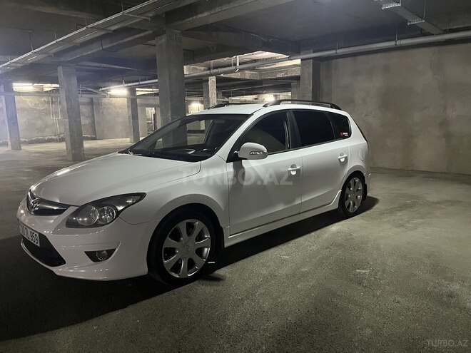 Hyundai i30 2010, 254,000 km - 1.6 l - Bakı