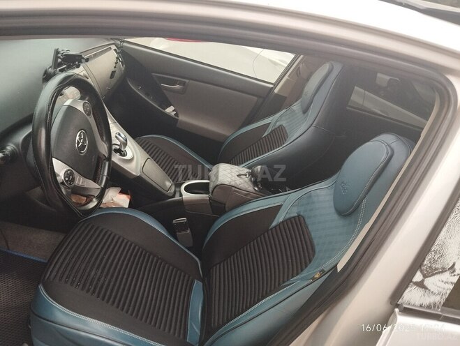 Toyota Prius 2015, 224,000 km - 1.8 l - Bakı