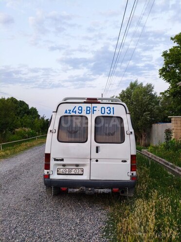 Ford Transit 2000, 250,000 km - 2.5 л - Saatlı