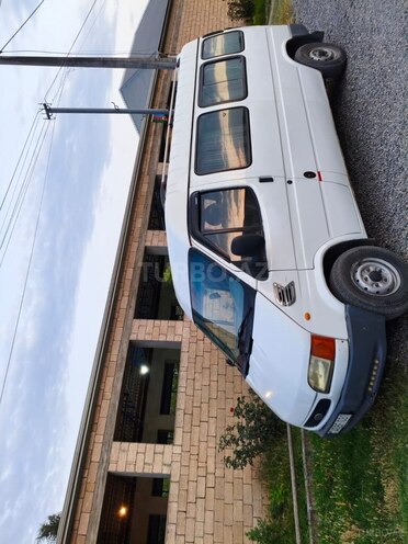 Ford Transit 2000, 250,000 km - 2.5 л - Saatlı