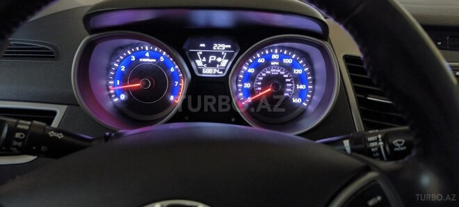 Hyundai Elantra 2015, 109,435 km - 1.8 л - Bakı