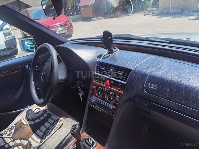 Mercedes C 200 1999, 277,414 km - 2.0 л - Sumqayıt