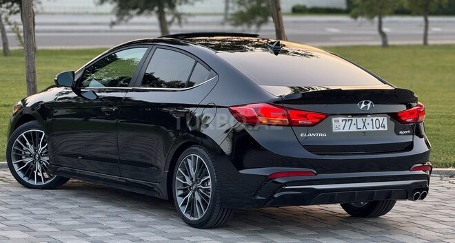 Hyundai Elantra 2018, 94,500 km - 1.6 l - Bakı