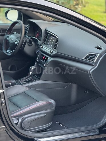 Hyundai Elantra 2018, 94,500 km - 1.6 l - Bakı