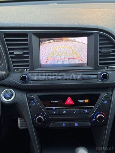 Hyundai Elantra 2018, 94,500 km - 1.6 l - Bakı
