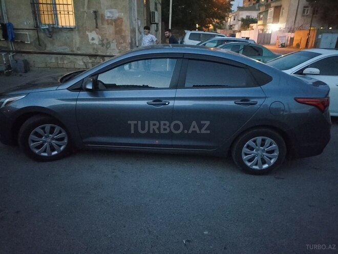 Hyundai Accent 2020, 137,599 km - 1.6 l - Bakı