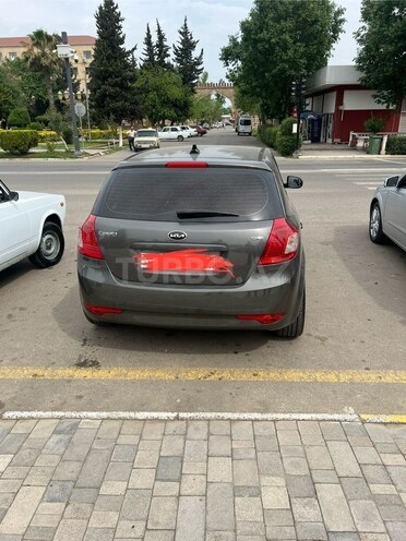 Kia Ceed 2010, 320,000 km - 1.6 л - Cəlilabad