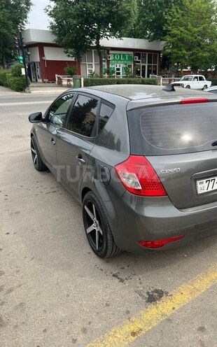 Kia Ceed 2010, 320,000 km - 1.6 л - Cəlilabad