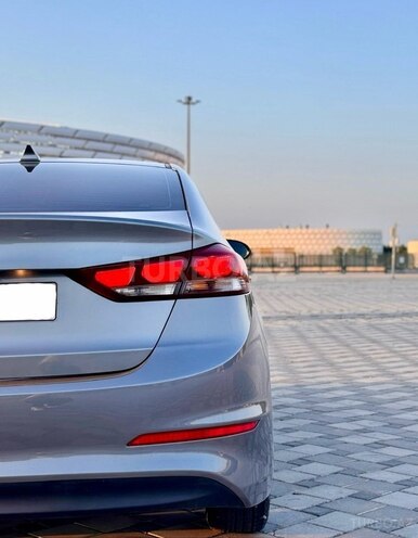 Hyundai Elantra 2017, 80,000 km - 2.0 л - Bakı