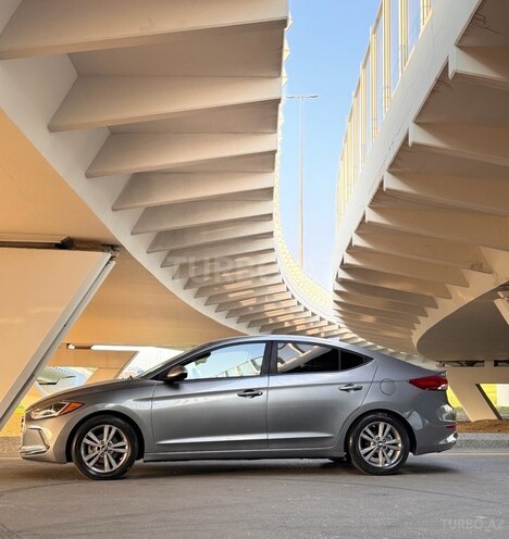 Hyundai Elantra 2017, 80,000 km - 2.0 л - Bakı