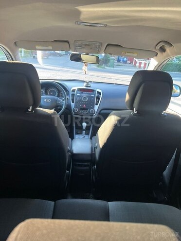 Kia Ceed 2010, 320,000 km - 1.6 л - Cəlilabad