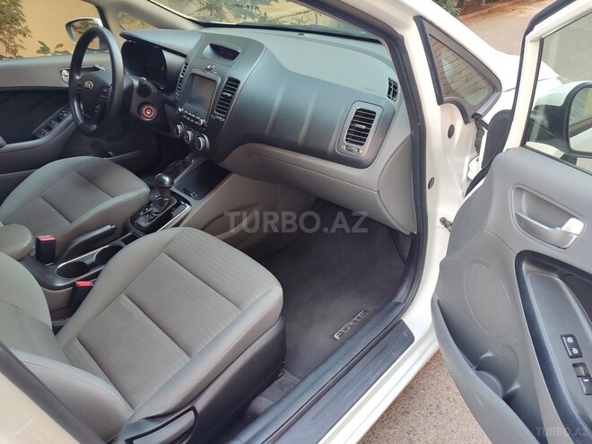 Kia Forte 2017, 35,200 km - 2.0 l - Bakı