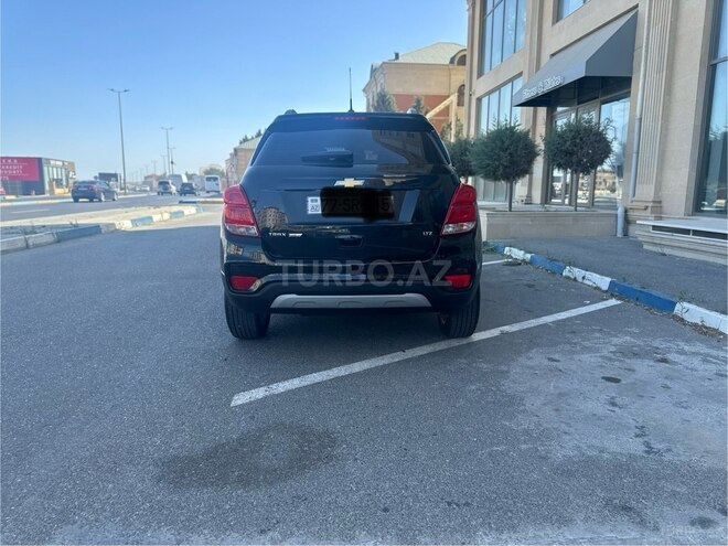 Chevrolet Trax-3