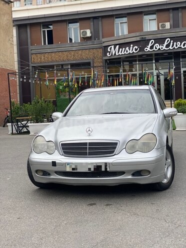 Mercedes C 220 d 2001, 350,000 km - 2.2 l - Bakı