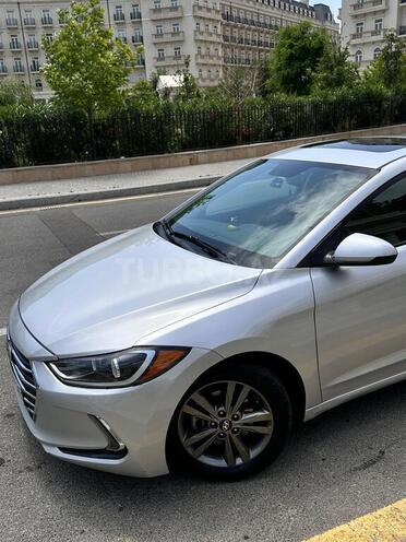 Hyundai Elantra 2017, 135,668 km - 2.0 л - Bakı