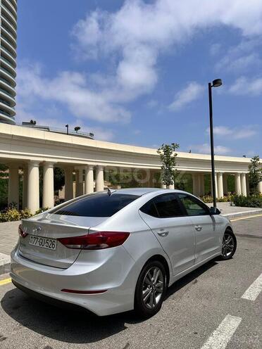 Hyundai Elantra 2017, 135,668 km - 2.0 л - Bakı