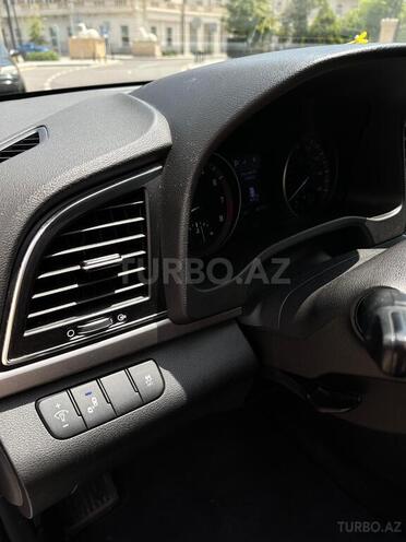 Hyundai Elantra 2017, 135,668 km - 2.0 л - Bakı