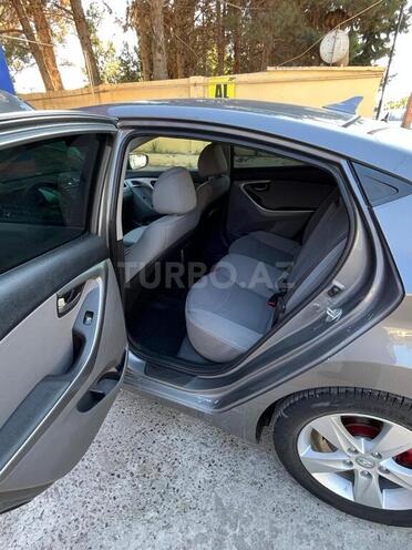 Hyundai Elantra 2013, 196,340 km - 1.8 l - Şirvan