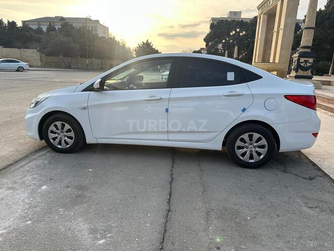 Hyundai Accent 2017, 123,000 km - 1.6 л - Bakı