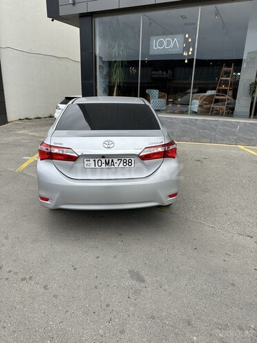 Toyota Corolla 2015, 136,000 km - 2.0 l - Bakı