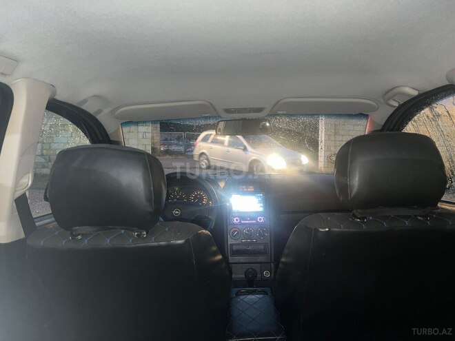 Opel Astra 2000, 462,321 km - 1.6 l - Qəbələ