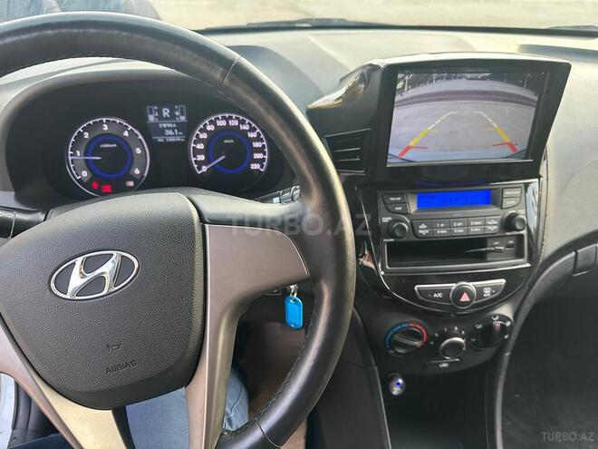 Hyundai Accent 2017, 123,000 km - 1.6 л - Bakı