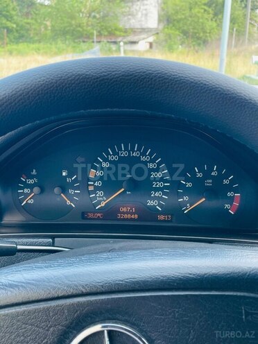 Mercedes E 240 1997, 398,000 km - 2.4 l - Lənkəran