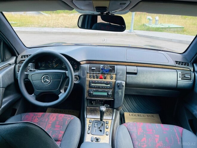 Mercedes E 240 1997, 398,000 km - 2.4 l - Lənkəran